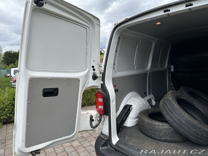 Volkswagen Transporter 2,0TDI 75kW LONG SERVISKA 2017