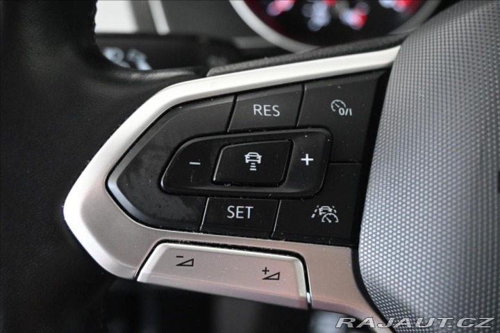 Volkswagen Passat 2,0 TDI 110 kW BUSINESS Z 2020