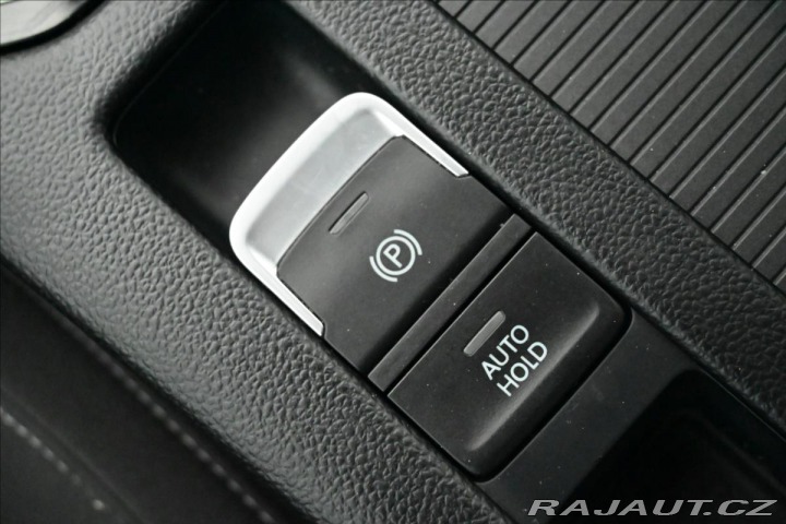 Volkswagen Passat 2,0 TDI 110 kW BUSINESS Z 2020