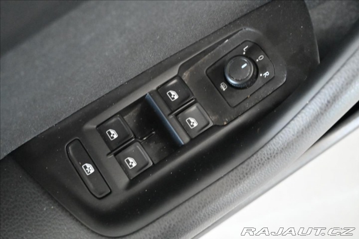 Volkswagen Passat 2,0 TDI 110 kW BUSINESS Z 2020