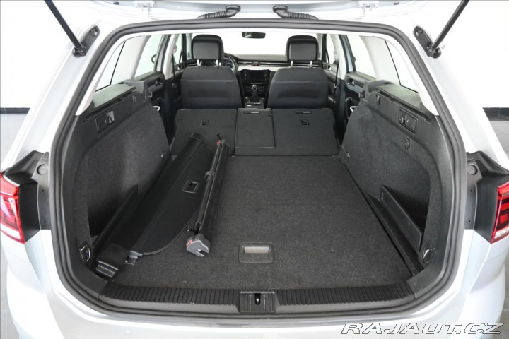 Volkswagen Passat 2,0 TDI 110 kW BUSINESS Z 2020