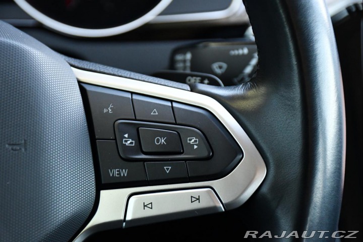 Volkswagen Passat 2.0TDi DSG ELEGANCE ČR 1. 2020