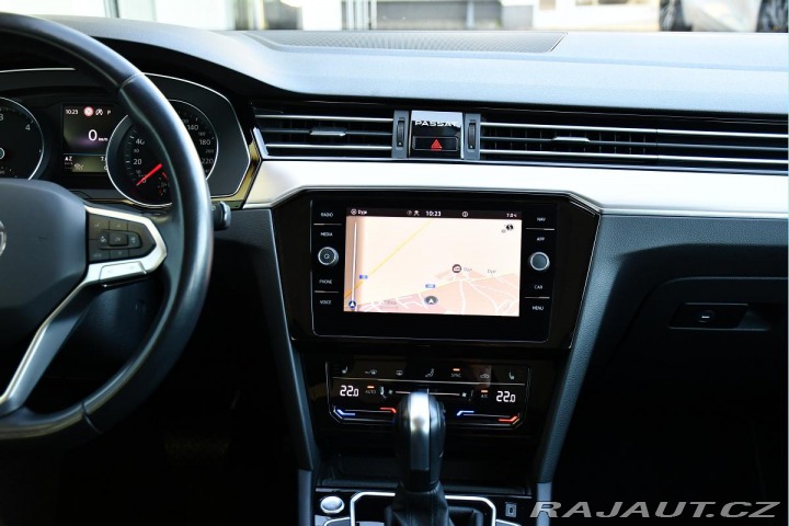 Volkswagen Passat 2.0TDi DSG ELEGANCE ČR 1. 2020