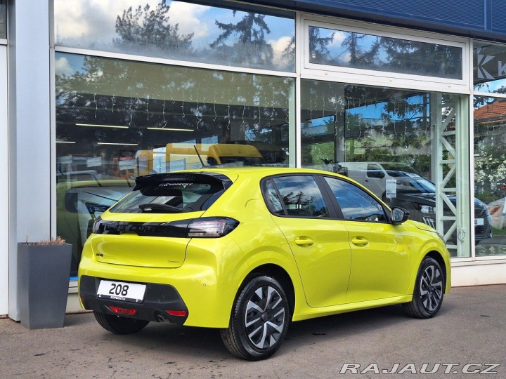 Peugeot 208 STYLE 1.2 PT 100K MAN6 2025