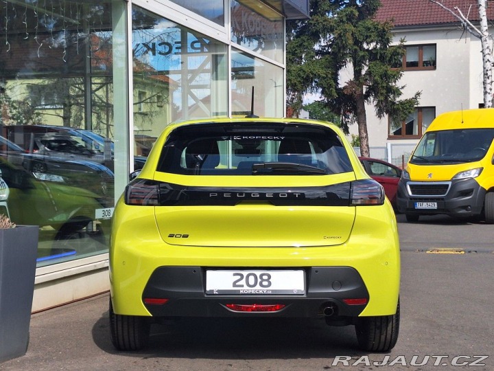 Peugeot 208 STYLE 1.2 PT 100K MAN6 2025