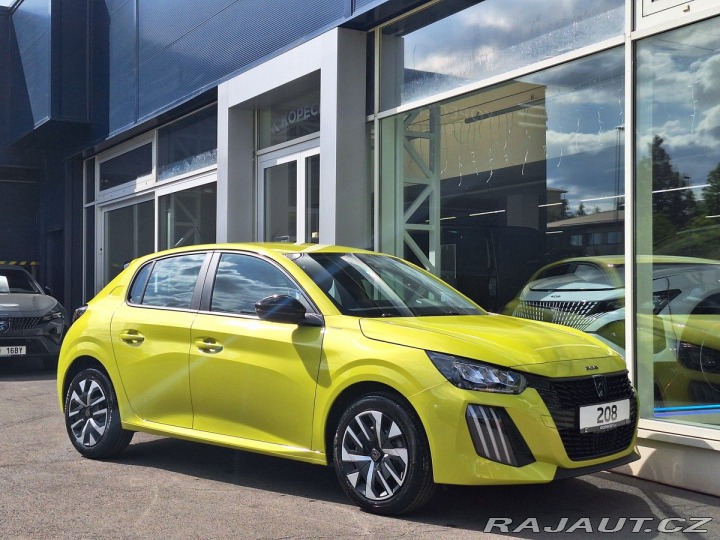 Peugeot 208 STYLE 1.2 PT 100K MAN6 2025