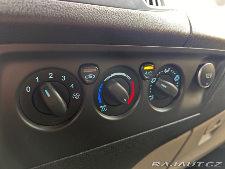 Ford Tourneo Custom 2.0 TDCi Automat 9 míst L 2018