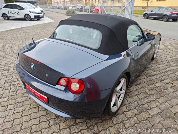 BMW Z4 2.2i Roadster Manuál 170P 2005