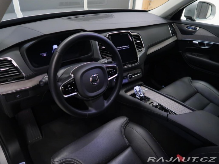Volvo XC90 2,0 B5 AWD AUT Plus Brigh 2023