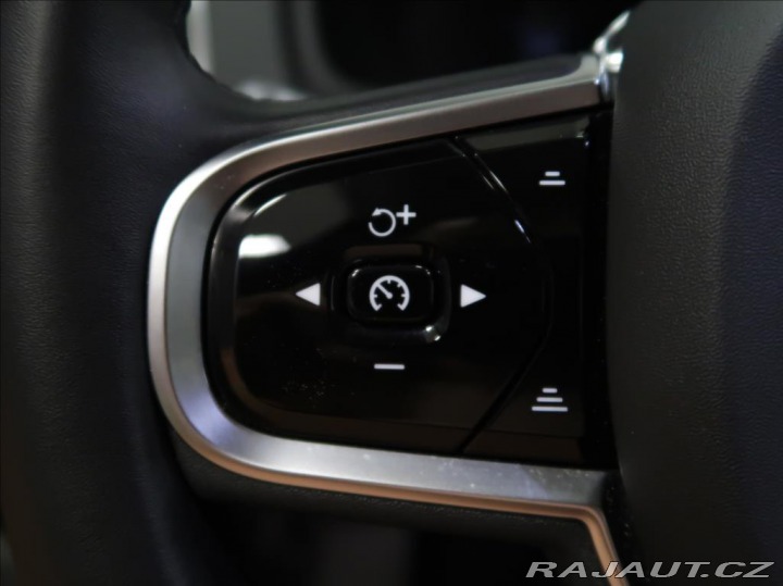 Volvo XC90 2,0 B5 AWD AUT Plus Brigh 2023