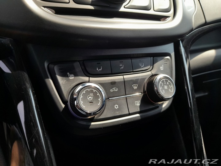Opel Zafira TOURER 1,6 100KW 7 MÍST 2016