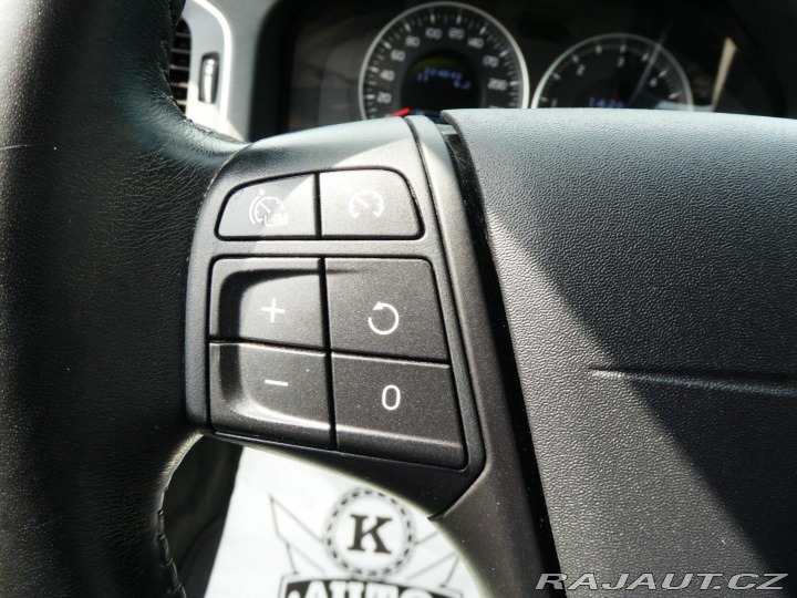 Volvo V60 2.0D 120kW*D4*A/T*Servis 2012