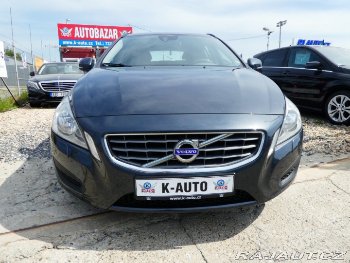 Volvo V60 2.0D 120kW*D4*A/T*Servis 2012