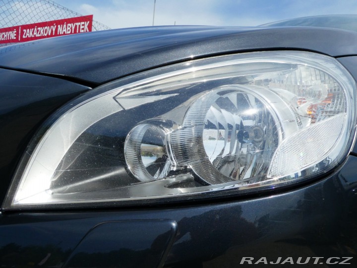 Volvo V60 2.0D 120kW*D4*A/T*Servis 2012