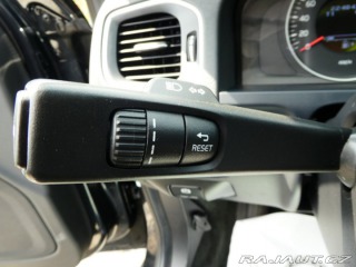 Volvo V60 2.0D 120kW*D4*A/T*Servis 2012