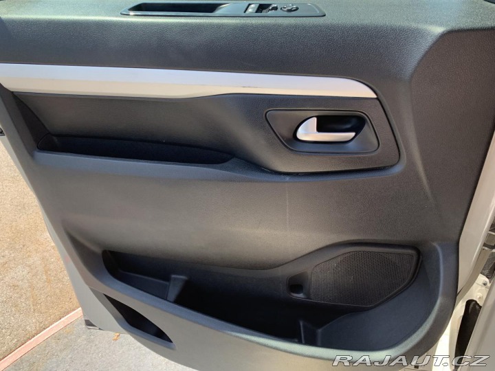 Peugeot Traveller 2.0D,130KW,8MÍST,MASÁŽ.SE 2019