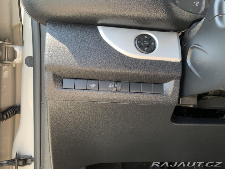 Peugeot Traveller 2.0D,130KW,8MÍST,2x EL.DV 2019