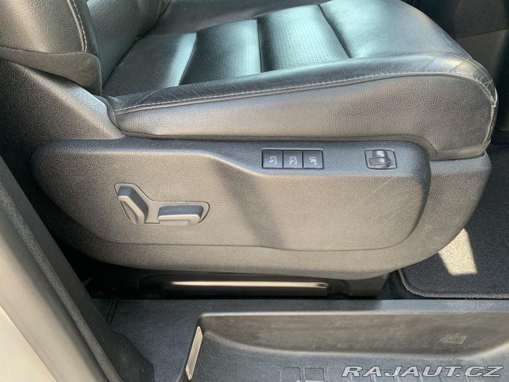 Peugeot Traveller 2.0D,130KW,8MÍST,2x EL.DV 2019