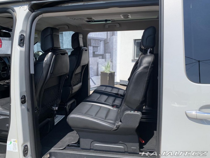 Peugeot Traveller 2.0D,130KW,8MÍST,MASÁŽ.SE 2019