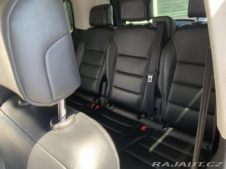 Peugeot Traveller 2.0D,130KW,8MÍST,MASÁŽ.SE 2019