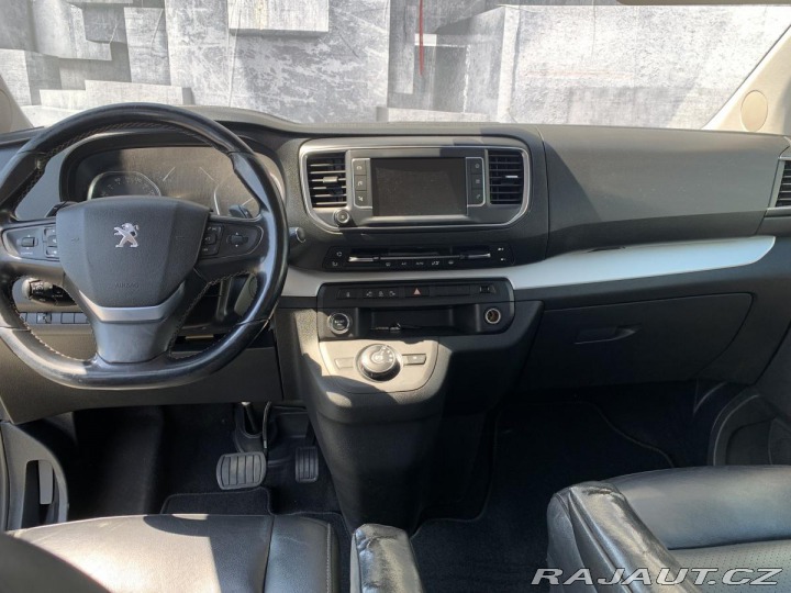 Peugeot Traveller 2.0D,130KW,8MÍST,MASÁŽ.SE 2019