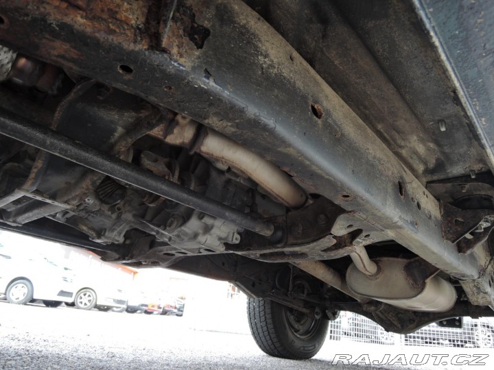 Nissan Terrano II 2,7 TDi Aut 4x4 Kůže 7 2000