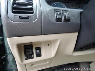 Nissan Terrano II 2,7 TDi Aut 4x4 Kůže 7 2000