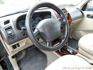 Nissan Terrano II 2,7 TDi Aut 4x4 Kůže 7 2000