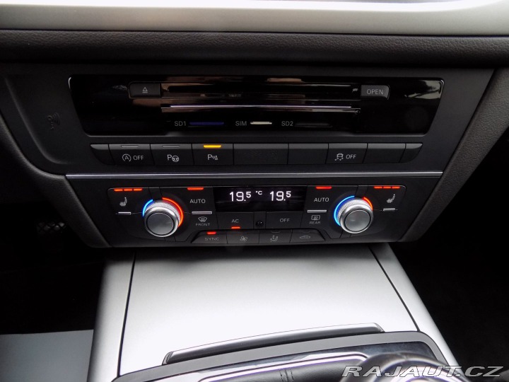 Audi A6 2.0TDI/Bi-xenon/NAVI/ 2013