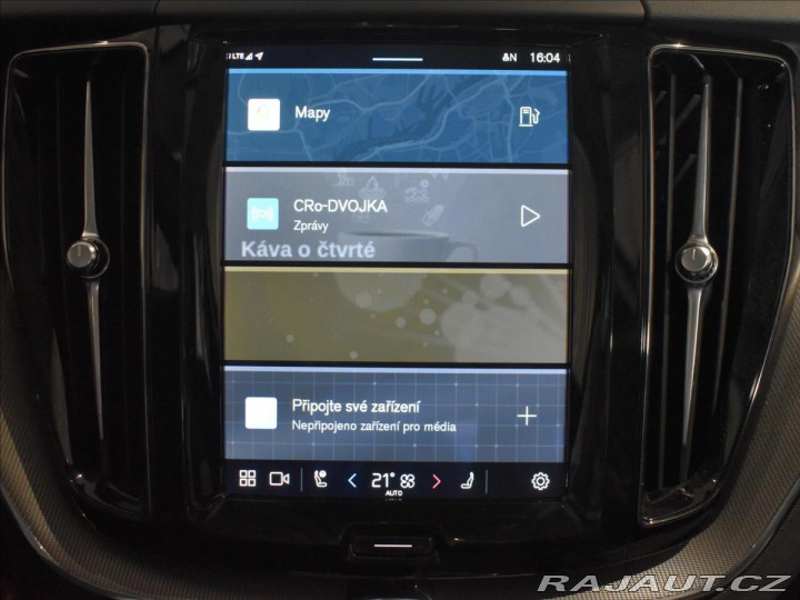 Volvo XC60 2,0 B4 AWD Plus Dark Bezk 2023