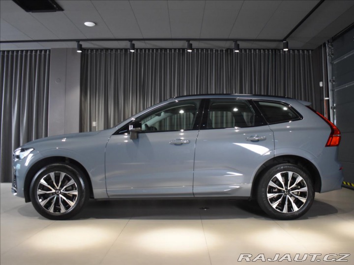 Volvo XC60 2,0 B4 AWD Plus Dark Bezk 2023