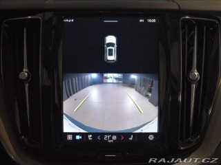 Volvo XC60 2,0 B4 AWD Plus Dark Bezk 2023