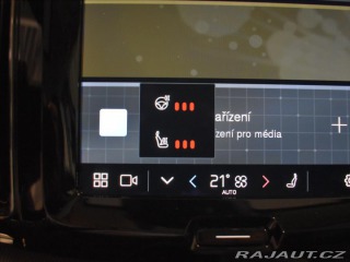 Volvo XC60 2,0 B4 AWD Plus Dark Bezk 2023
