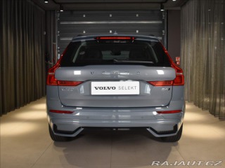 Volvo XC60 2,0 B4 AWD Plus Dark Bezk 2023