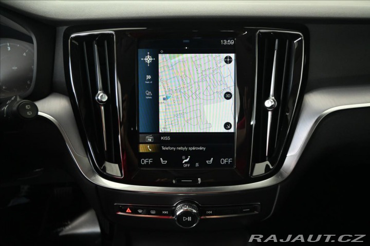 Volvo V60 2,0 D4 140kW Momentum Zár 2019