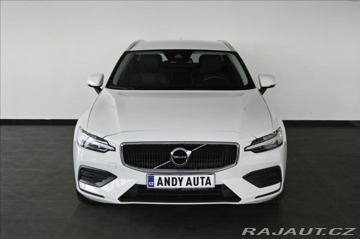 Volvo V60 2,0 D4 140kW Momentum Zár 2019