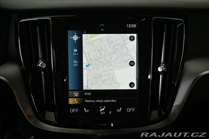 Volvo V60 2,0 D4 140kW Momentum Zár 2019