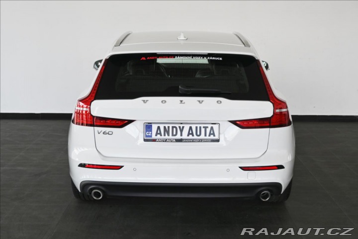 Volvo V60 2,0 D4 140kW Momentum Zár 2019