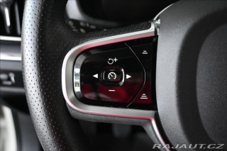 Volvo V60 2,0 D4 140kW Momentum Zár 2019