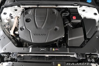 Volvo V60 2,0 D4 140kW Momentum Zár 2019