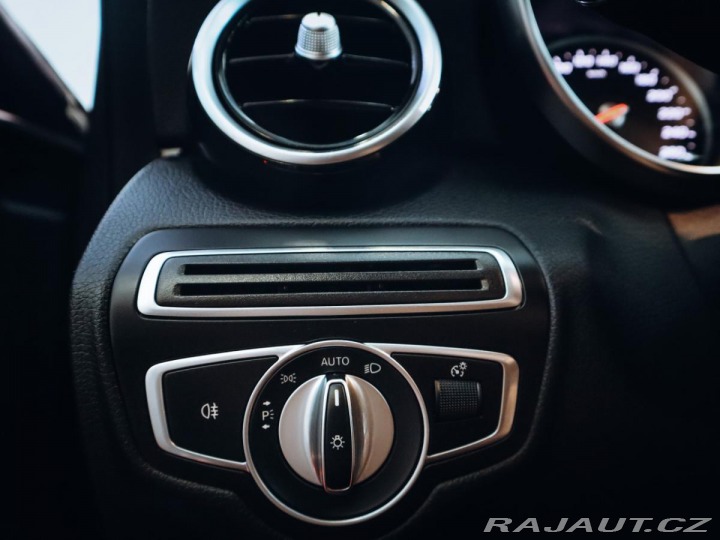 Mercedes-Benz C C 220d 4MATIC kombi 2019