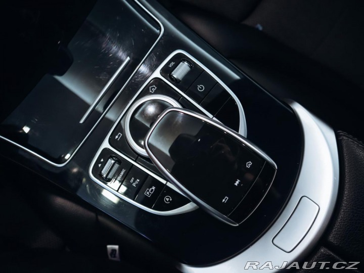 Mercedes-Benz C C 220d 4MATIC kombi 2019