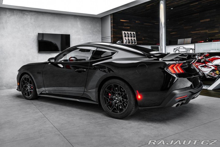 Ford Mustang 5.0 V8 GT 2024