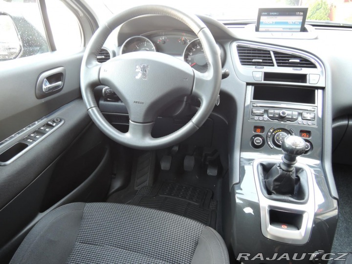 Peugeot 5008 1,6 HDi Tažné NAVI 2011