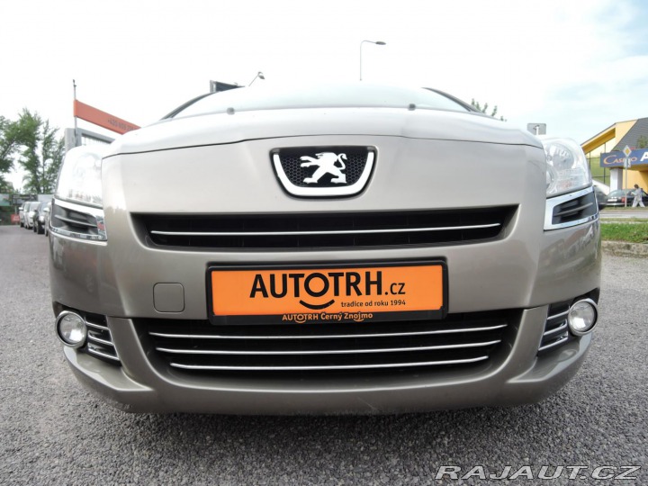 Peugeot 5008 1,6 HDi Tažné NAVI 2011