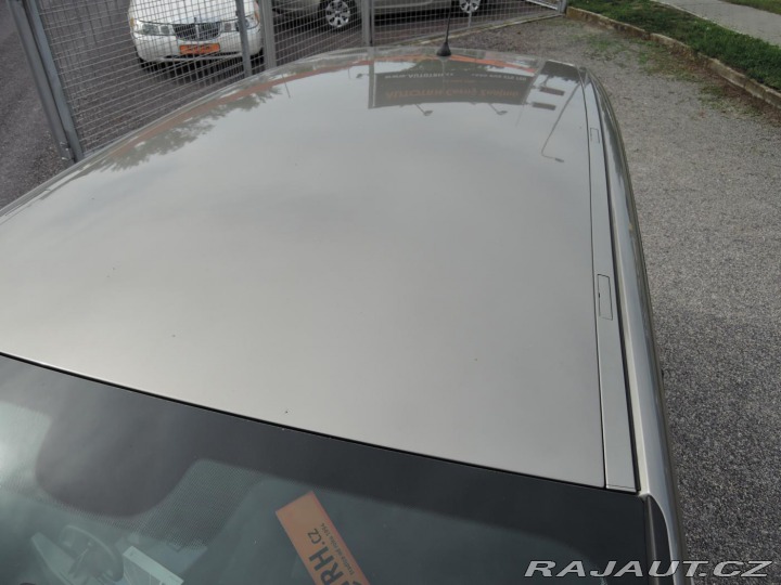 Peugeot 5008 1,6 HDi Tažné NAVI 2011