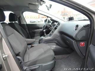 Peugeot 5008 1,6 HDi Tažné NAVI 2011