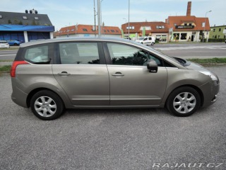 Peugeot 5008 1,6 HDi Tažné NAVI 2011