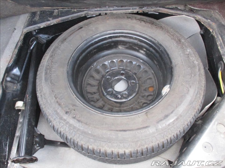 Mercedes-Benz S 5,0 170kw SE bez koroze e 1982