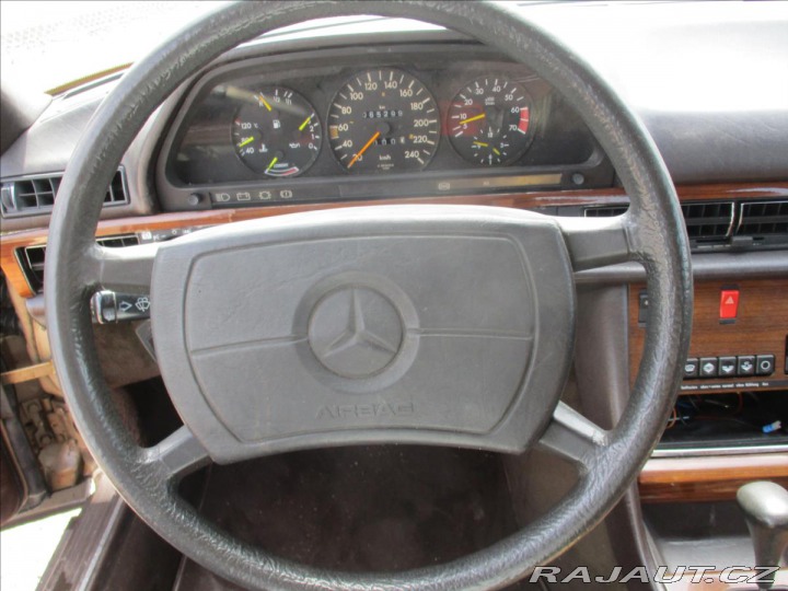 Mercedes-Benz S 5,0 170kw SE bez koroze 1982